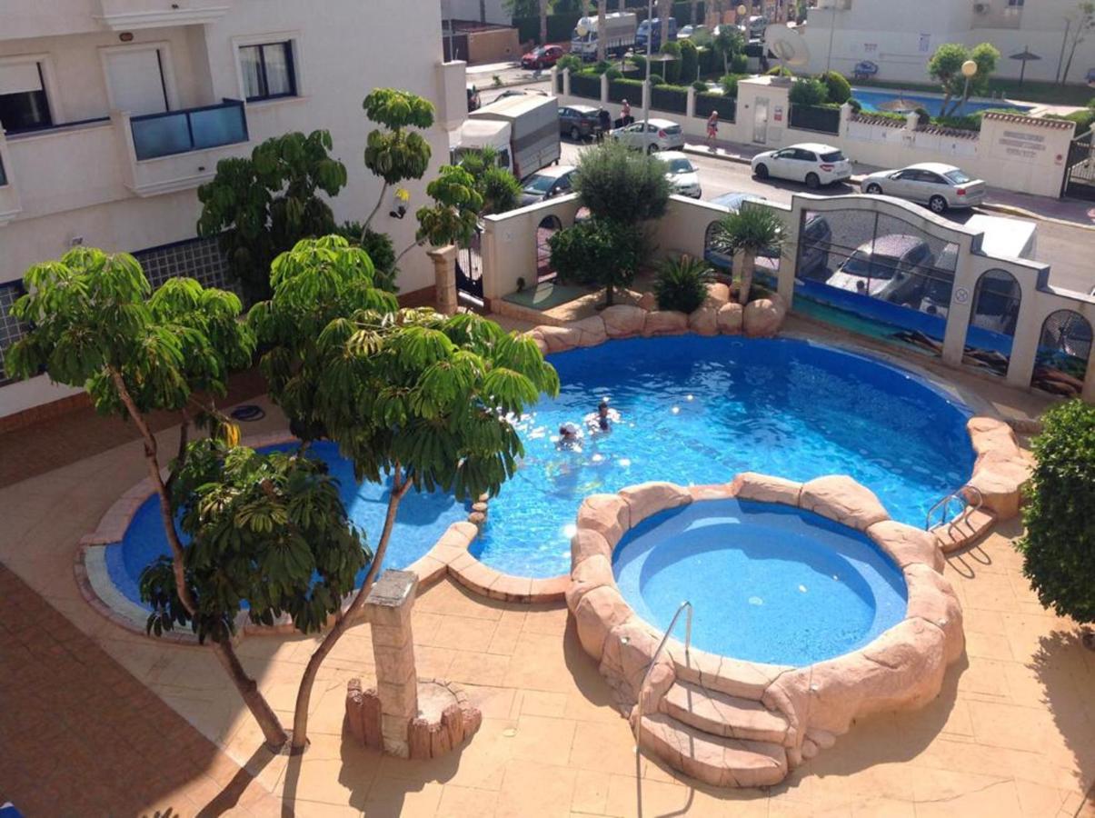 Stunning Apartment - Playamarina 2 Cabo Roig Dehesa de Campoamor  Esterno foto
